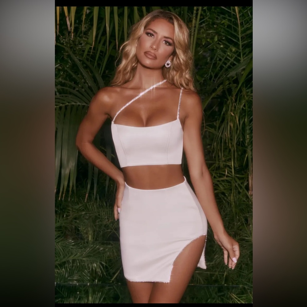 Oh Polly Asymmetrical Skirt in White